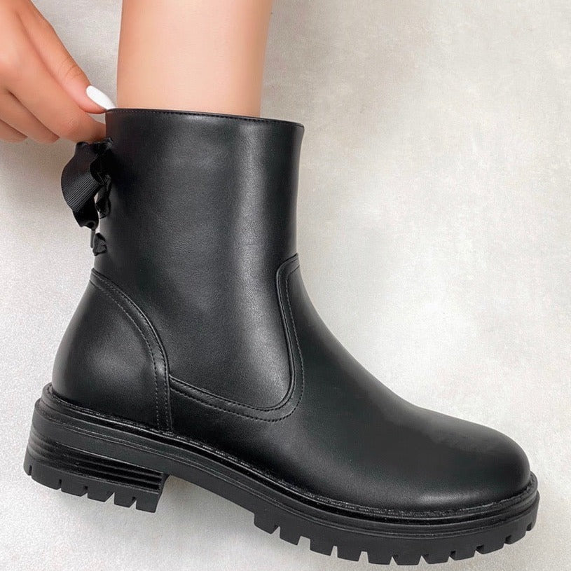 UROPA - BUTY - Czarny