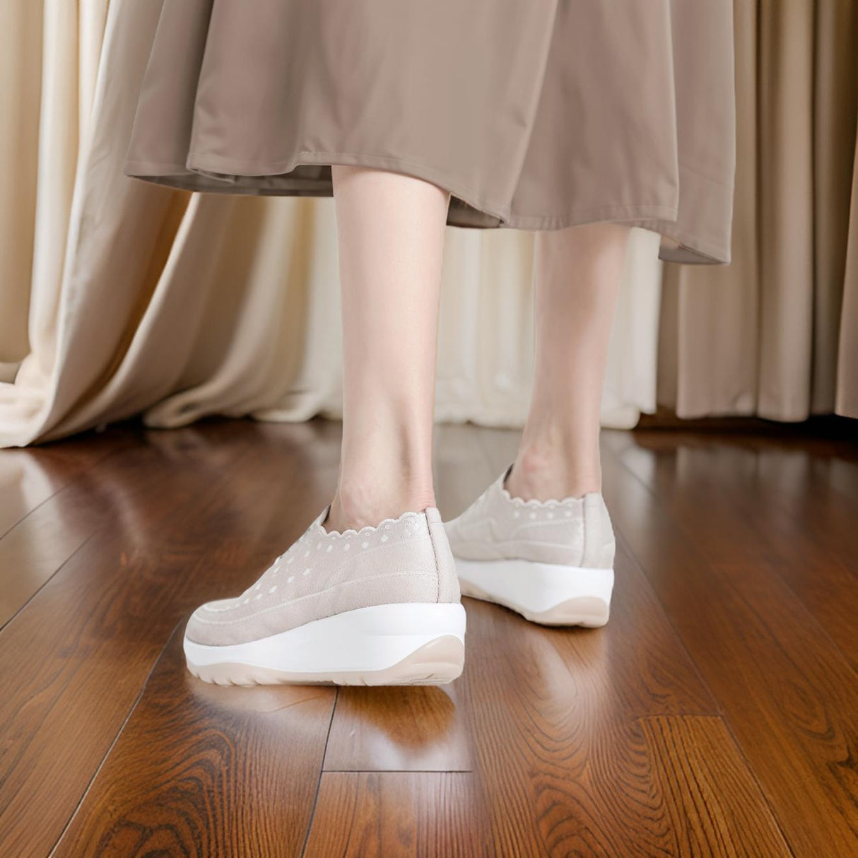 Lily – Niezwykle Wygodne Buty Ortopedyczne dla Kobiet