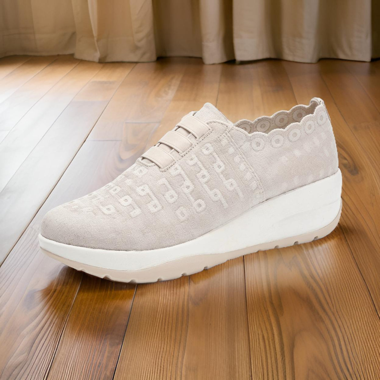 Lily – Niezwykle Wygodne Buty Ortopedyczne dla Kobiet