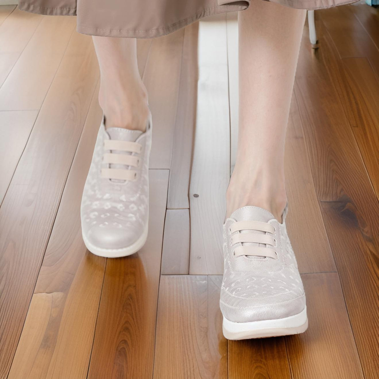 Lily – Niezwykle Wygodne Buty Ortopedyczne dla Kobiet