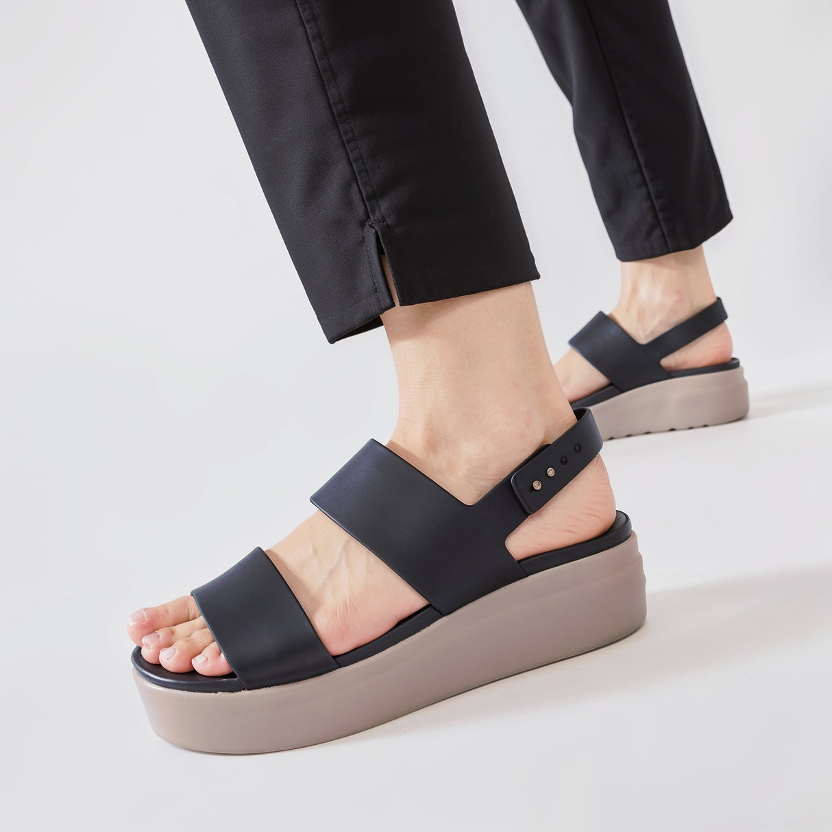 Claire – Niezwykle Wygodne Ortopedyczne Sandały na Platformie na Każdy Dzień