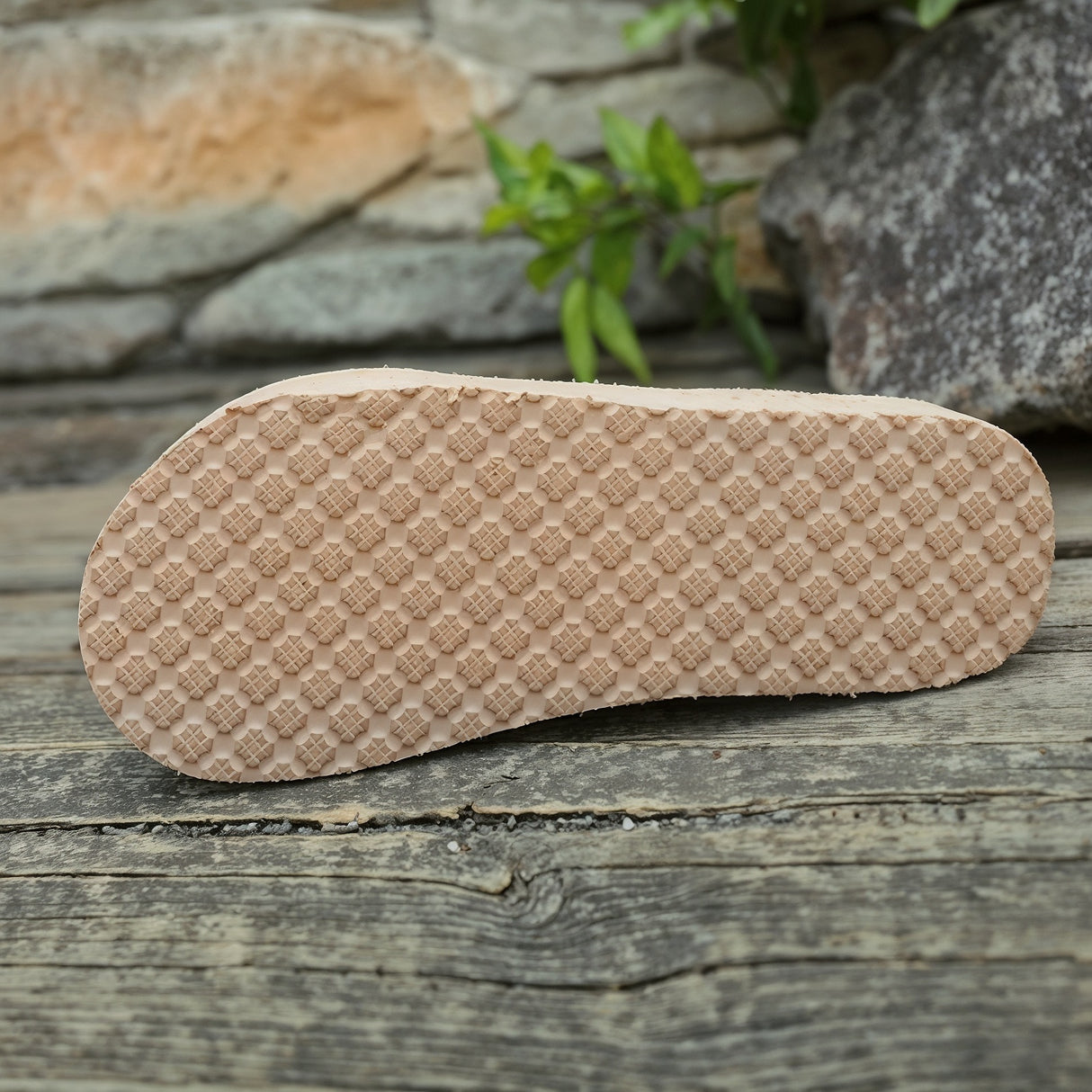 Rochelle – Niezwykle Wygodne Ortopedyczne Sandały Wsuwane z Krzyżującymi się Paskami