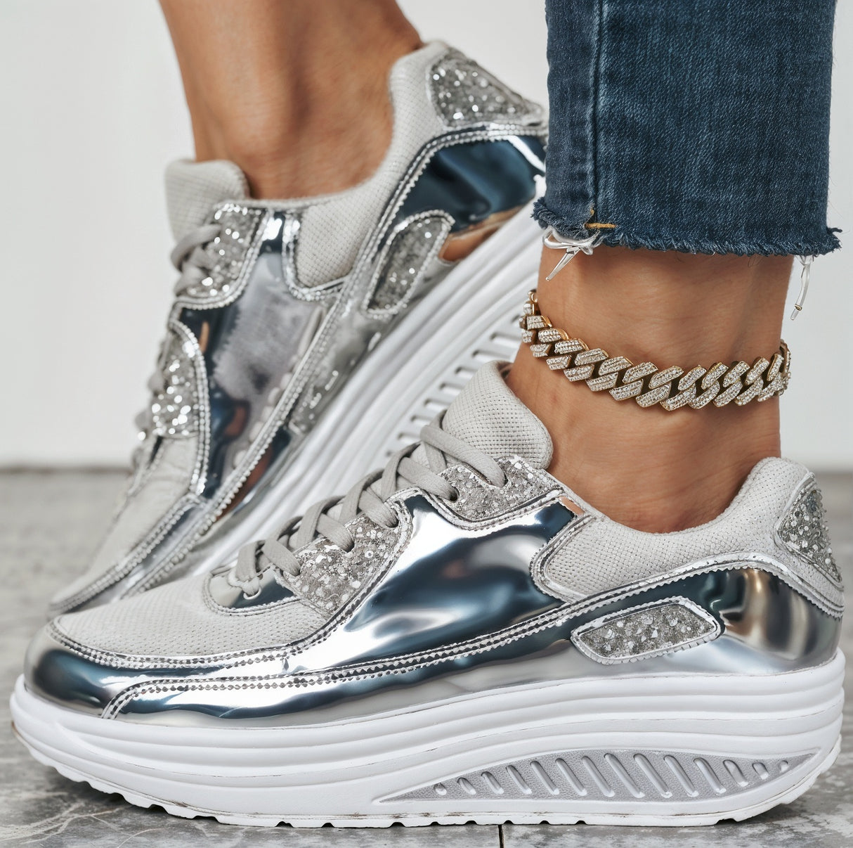 Sarah – Niezwykle Wygodne Ortopedyczne Błyszczące Sneakersy na Platformie dla Kobiet