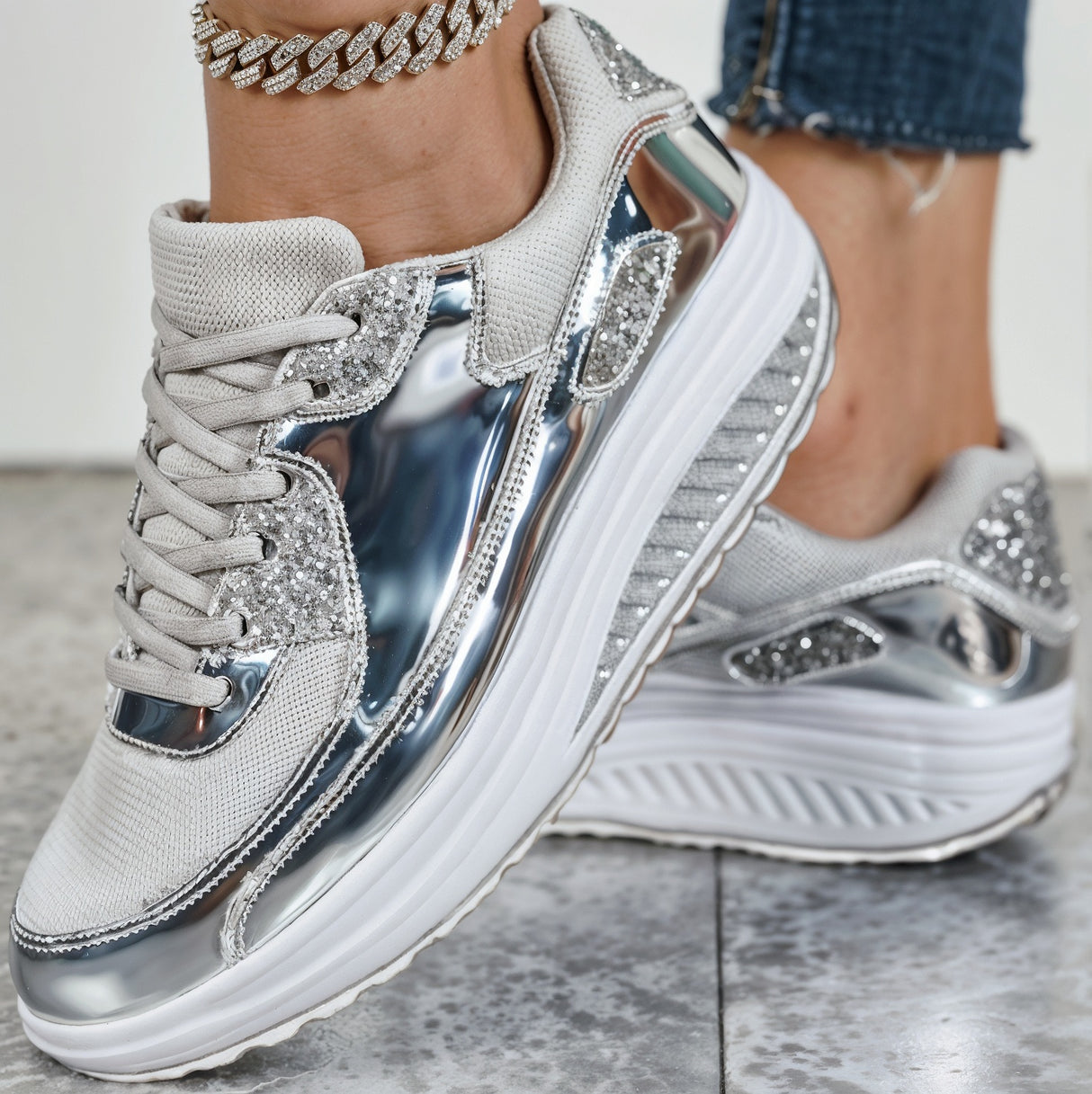 Sarah – Niezwykle Wygodne Ortopedyczne Błyszczące Sneakersy na Platformie dla Kobiet