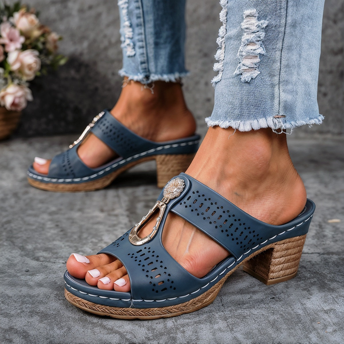 Joan – Eleganckie Ortopedyczne Sandały z Ozdobnym Obcasem i Maksymalną Wygodą