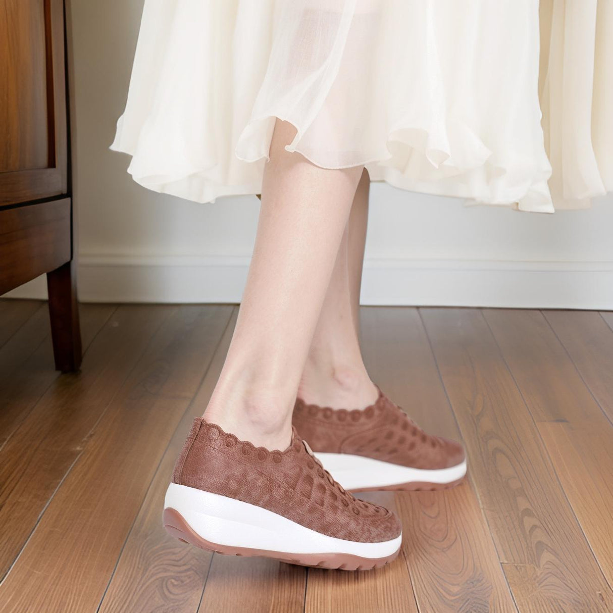 Lily – Niezwykle Wygodne Buty Ortopedyczne dla Kobiet