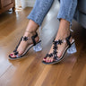 Eloria – Eleganckie Ortopedyczne Sandały z Kryształkami